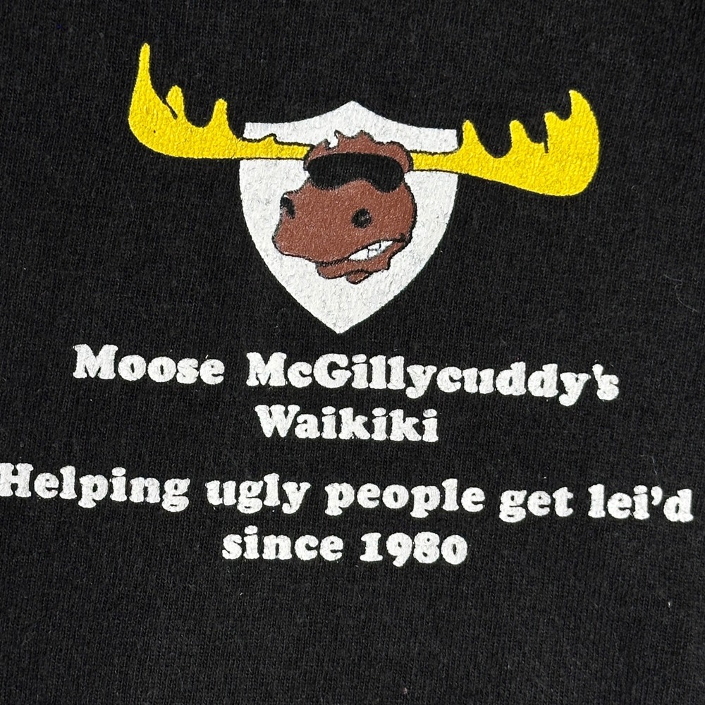 Moose McGillycuddys Pub Waikiki Hawaii T Shirt 2XL Helping Ugly People Get Lai'd